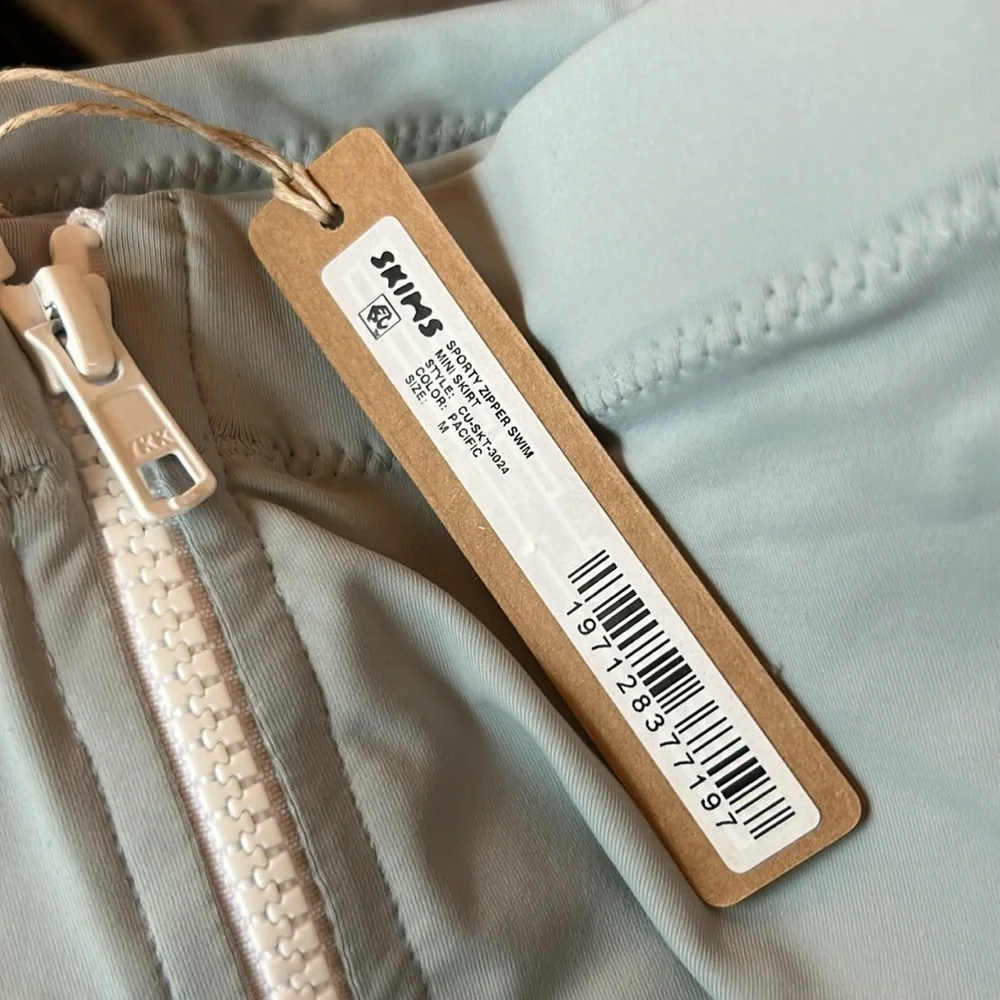SKIMS Sporty (B18) Zipper Swim Mini Skirt Pacific Blue Size M New With Tags